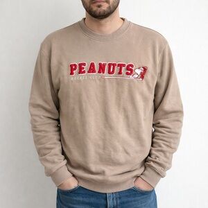 H&M Tan Peanuts Crewneck Sweater “hockey club” unisex size xsmall